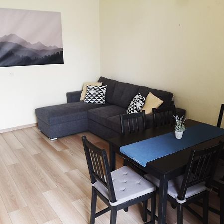 Palace - Belvarosi Apartman Eger Buitenkant foto