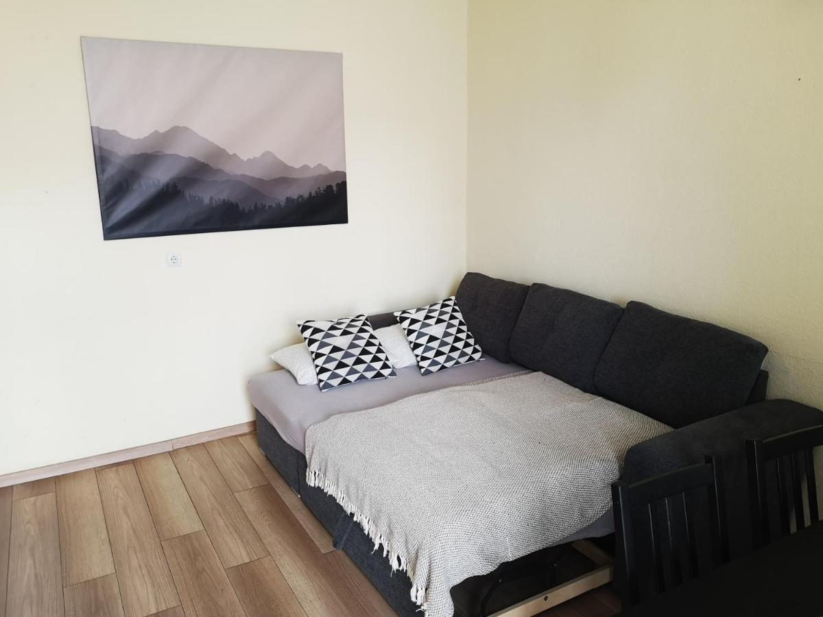 Palace - Belvarosi Apartman Eger Buitenkant foto